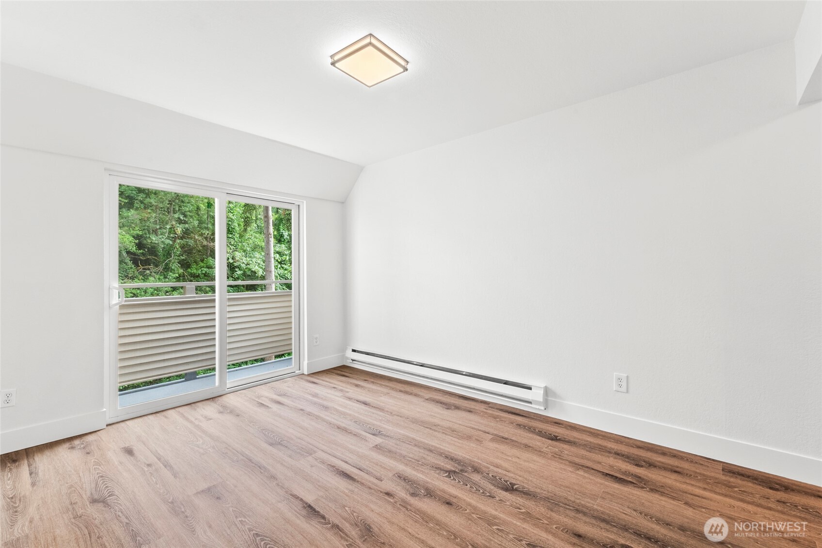 3423 W Government Way Seattle WA 98199