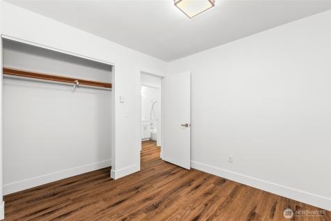 3423 W Government Way Seattle WA 98199
