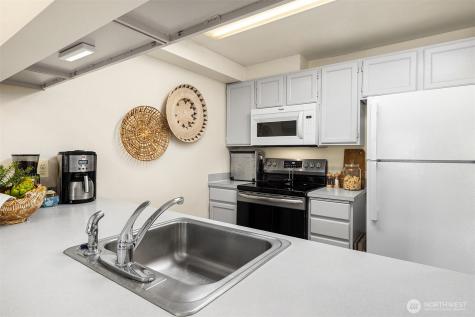 15721 44th Avenue W Lynnwood WA 98087