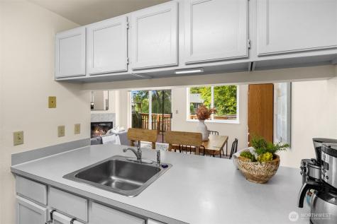 15721 44th Avenue W Lynnwood WA 98087