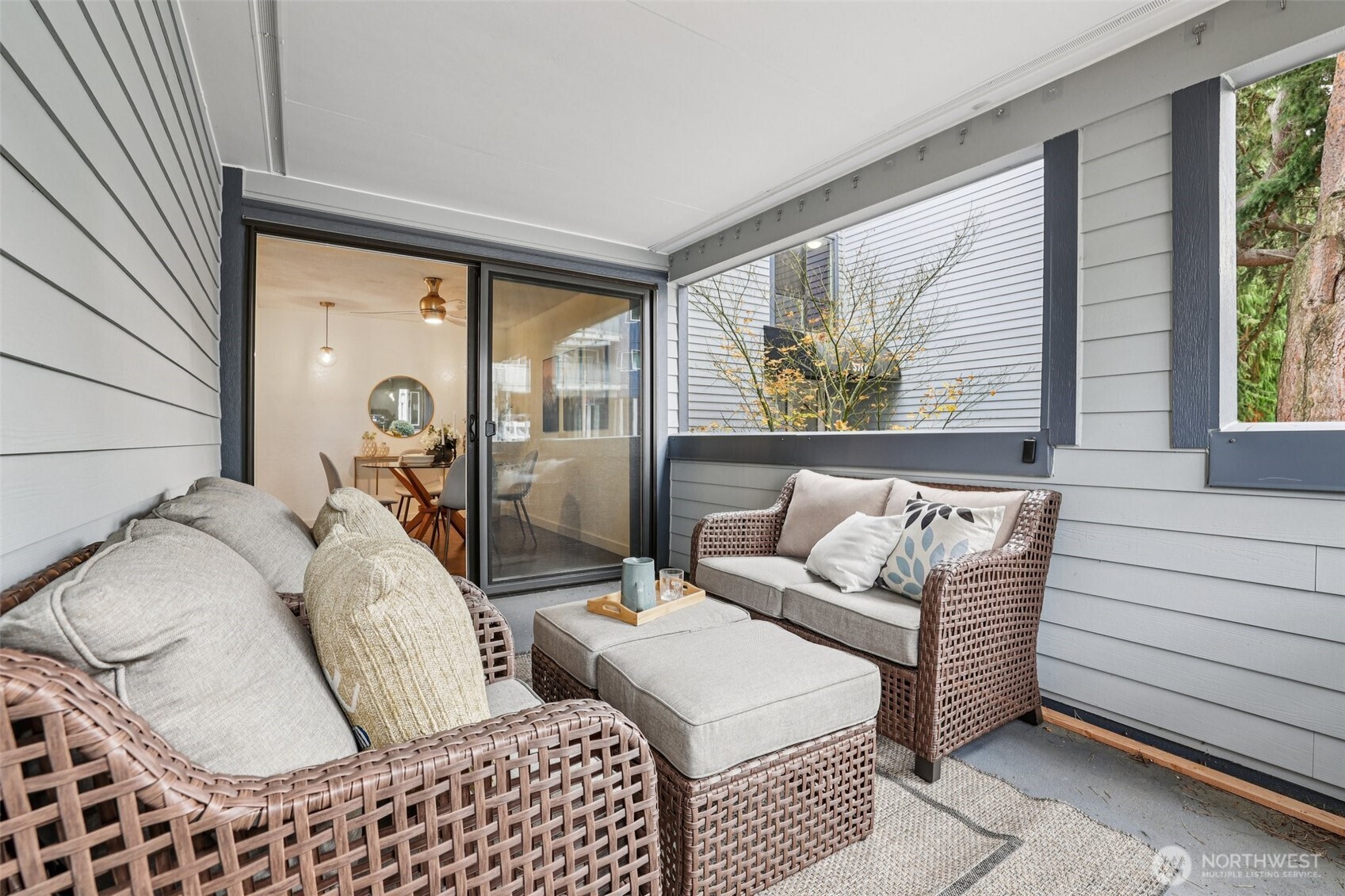 3700 26th Place W Seattle WA 98199