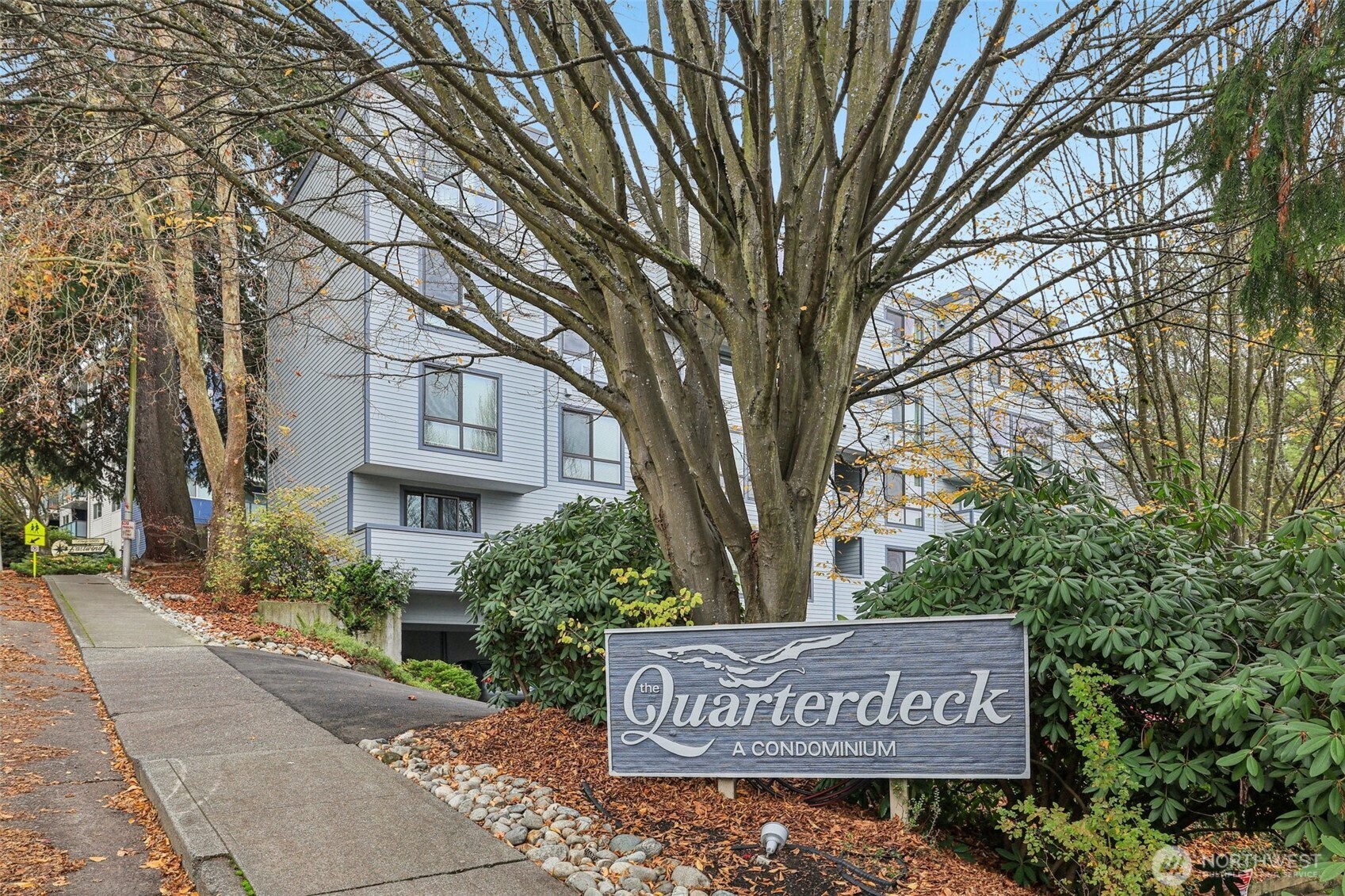 3700 26th Place W Seattle WA 98199