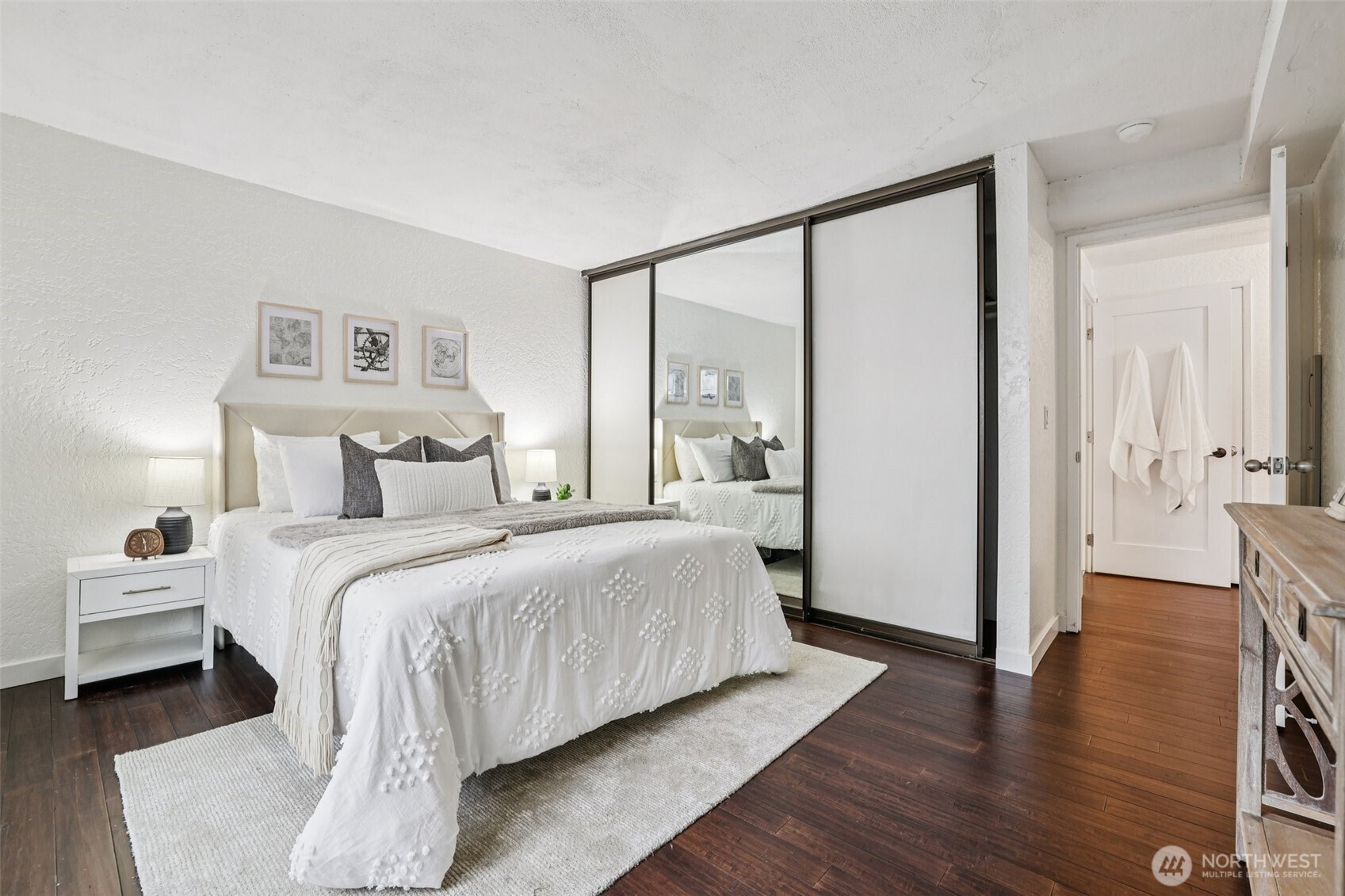 3700 26th Place W Seattle WA 98199
