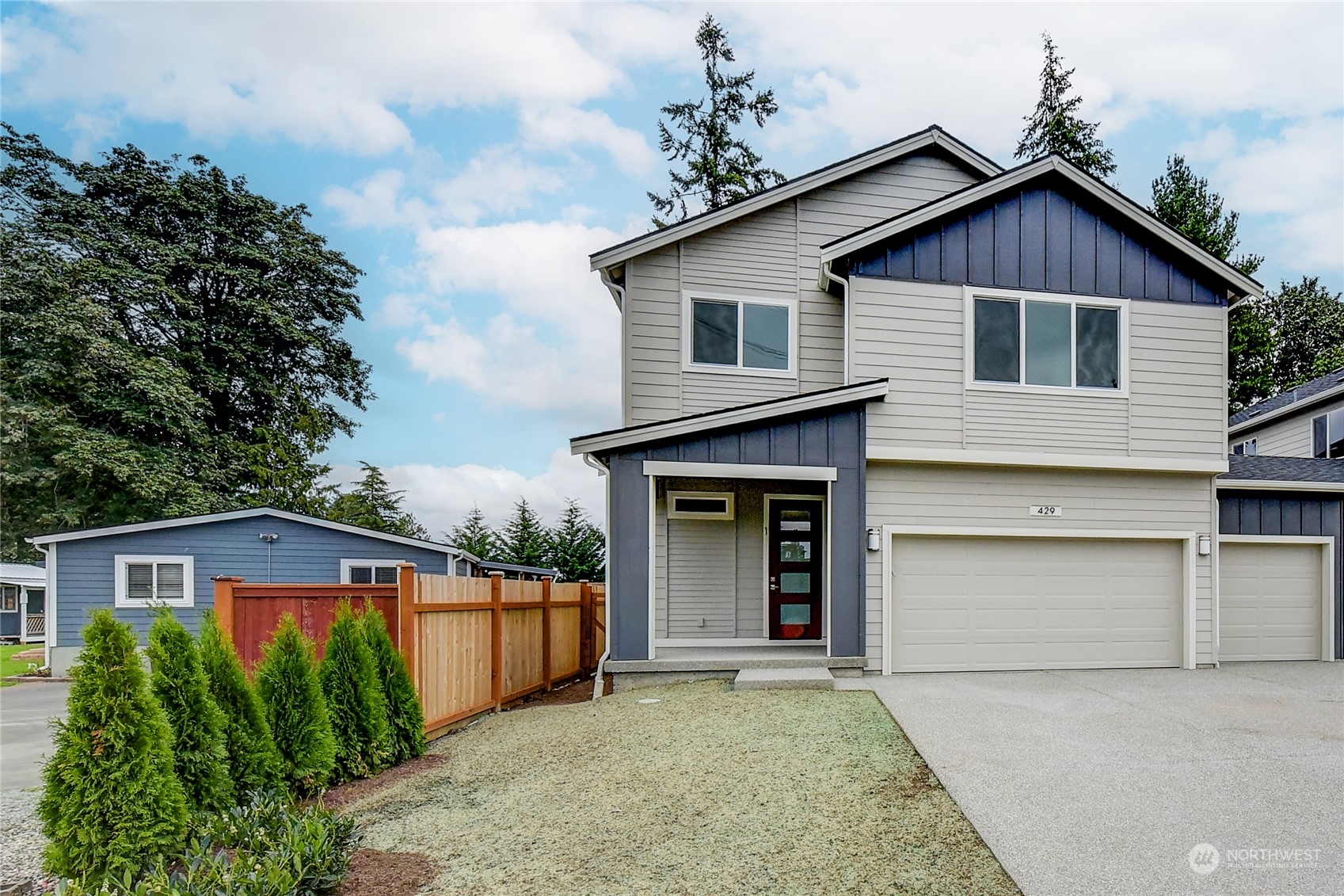 429 Logan Road Lynnwood WA 98036