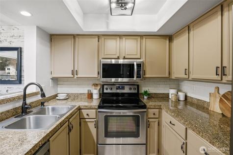 12905 126th Court NE Kirkland WA 98034