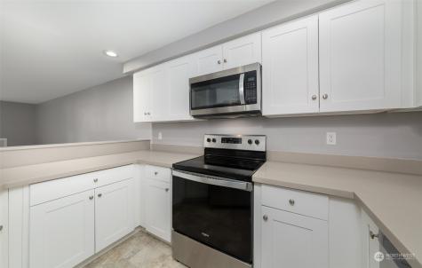 7027 210th Street Sw Lynnwood WA 98036