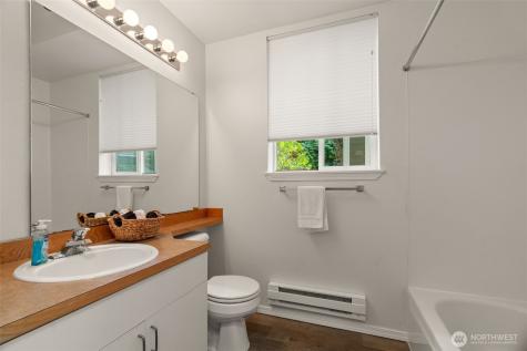 12530 Admiralty Way Everett WA 98204