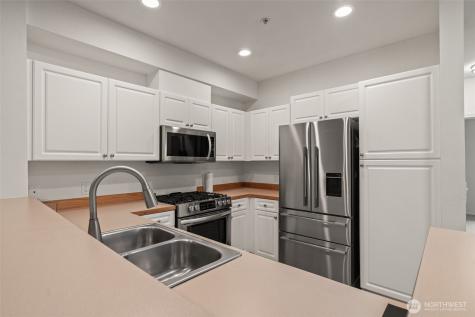 12530 Admiralty Way Everett WA 98204