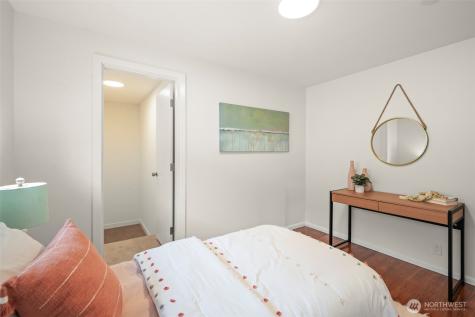 9728 57th Avenue S Seattle WA 98118