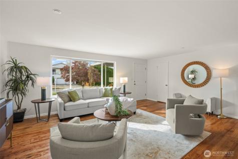 9728 57th Avenue S Seattle WA 98118