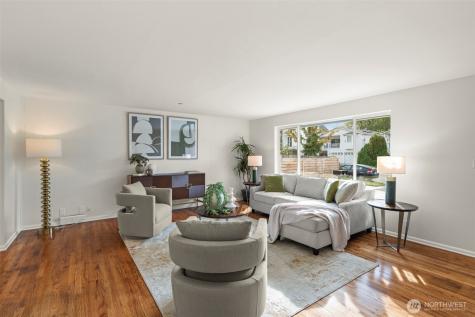 9728 57th Avenue S Seattle WA 98118