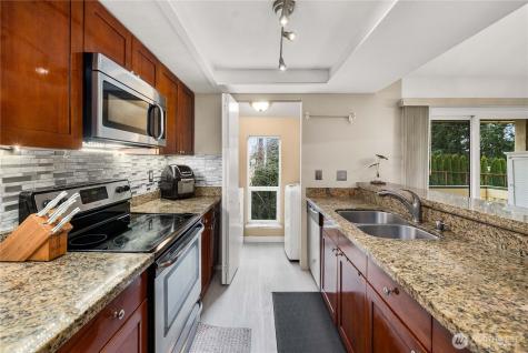 23613 112th Avenue SE Kent WA 98031