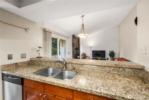 23613 112th Avenue SE Kent WA 98031