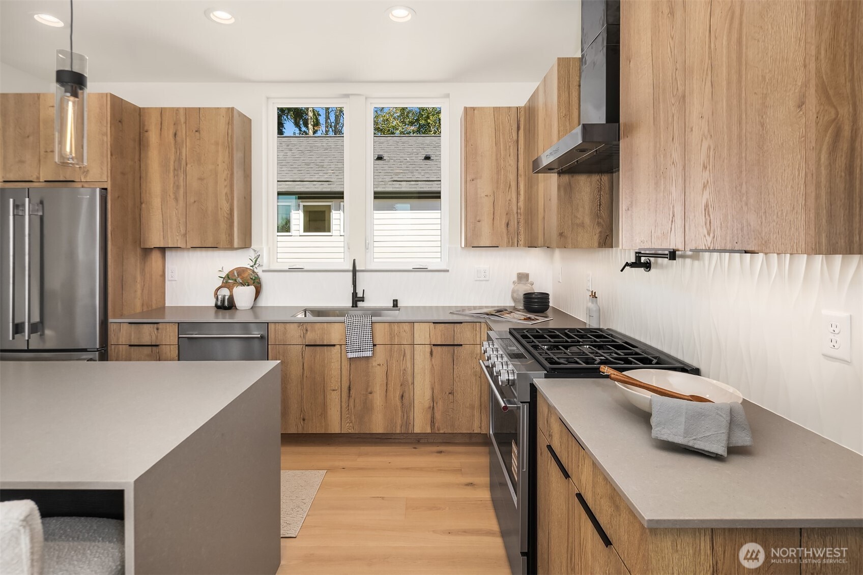 7332 25th Avenue NW Seattle WA 98117