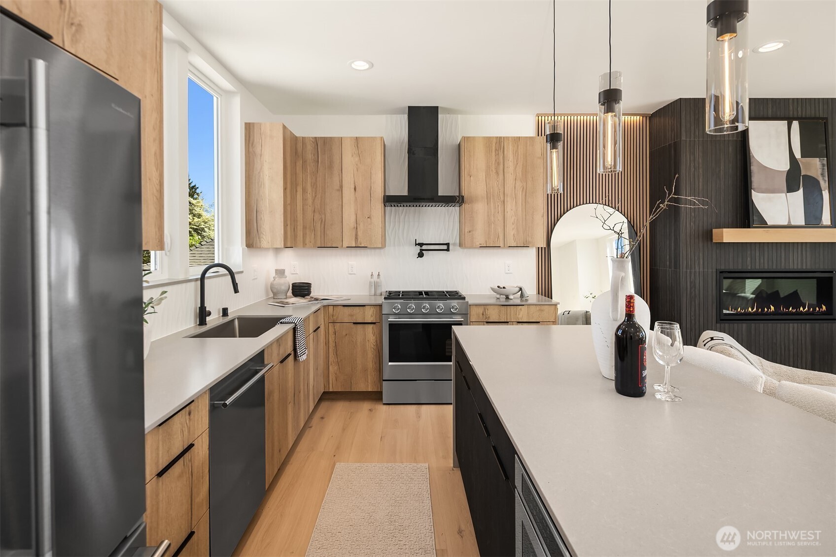 7332 25th Avenue NW Seattle WA 98117