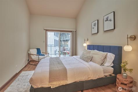 909 N 35th Street Seattle WA 98103