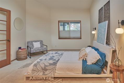 909 N 35th Street Seattle WA 98103