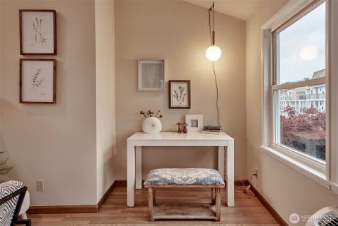 909 N 35th Street Seattle WA 98103
