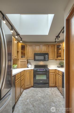 909 N 35th Street Seattle WA 98103