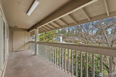 14130 SE 17 Place Bellevue WA 98007