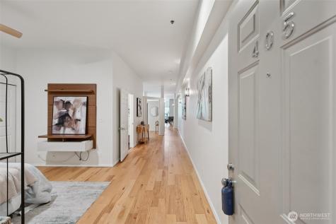526 1st Avenue S Seattle WA 98104