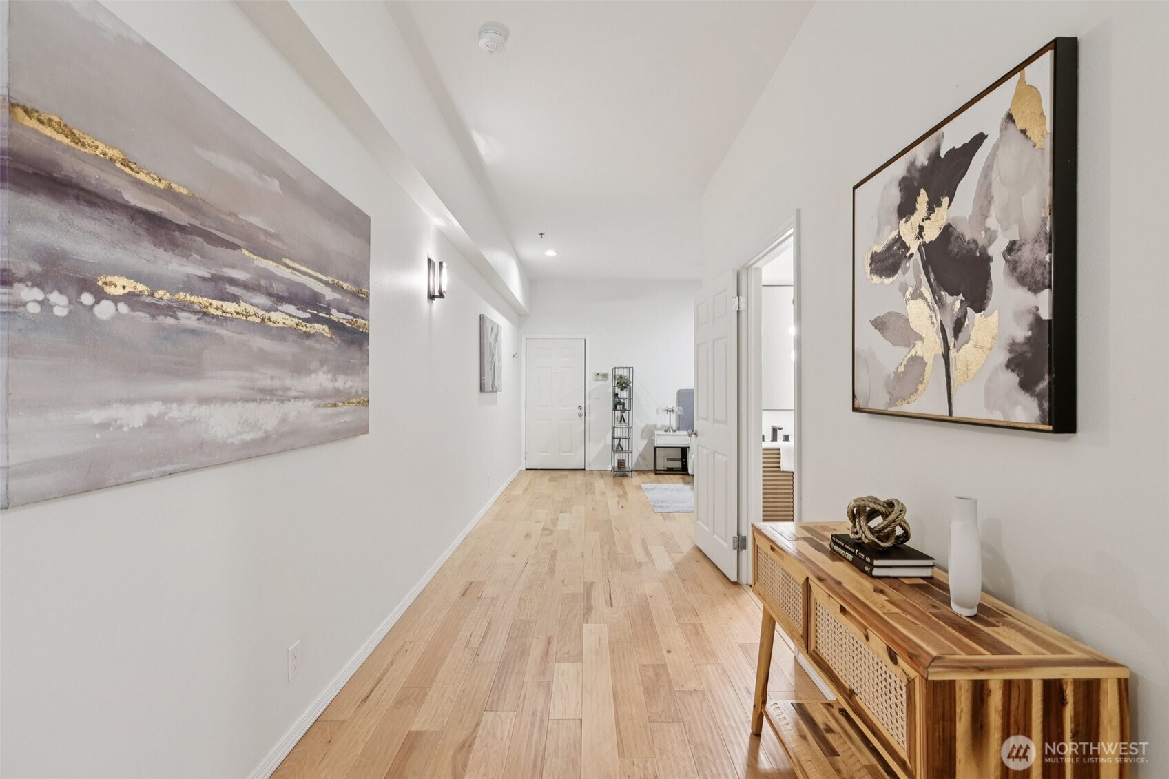 526 1st Avenue S Seattle WA 98104