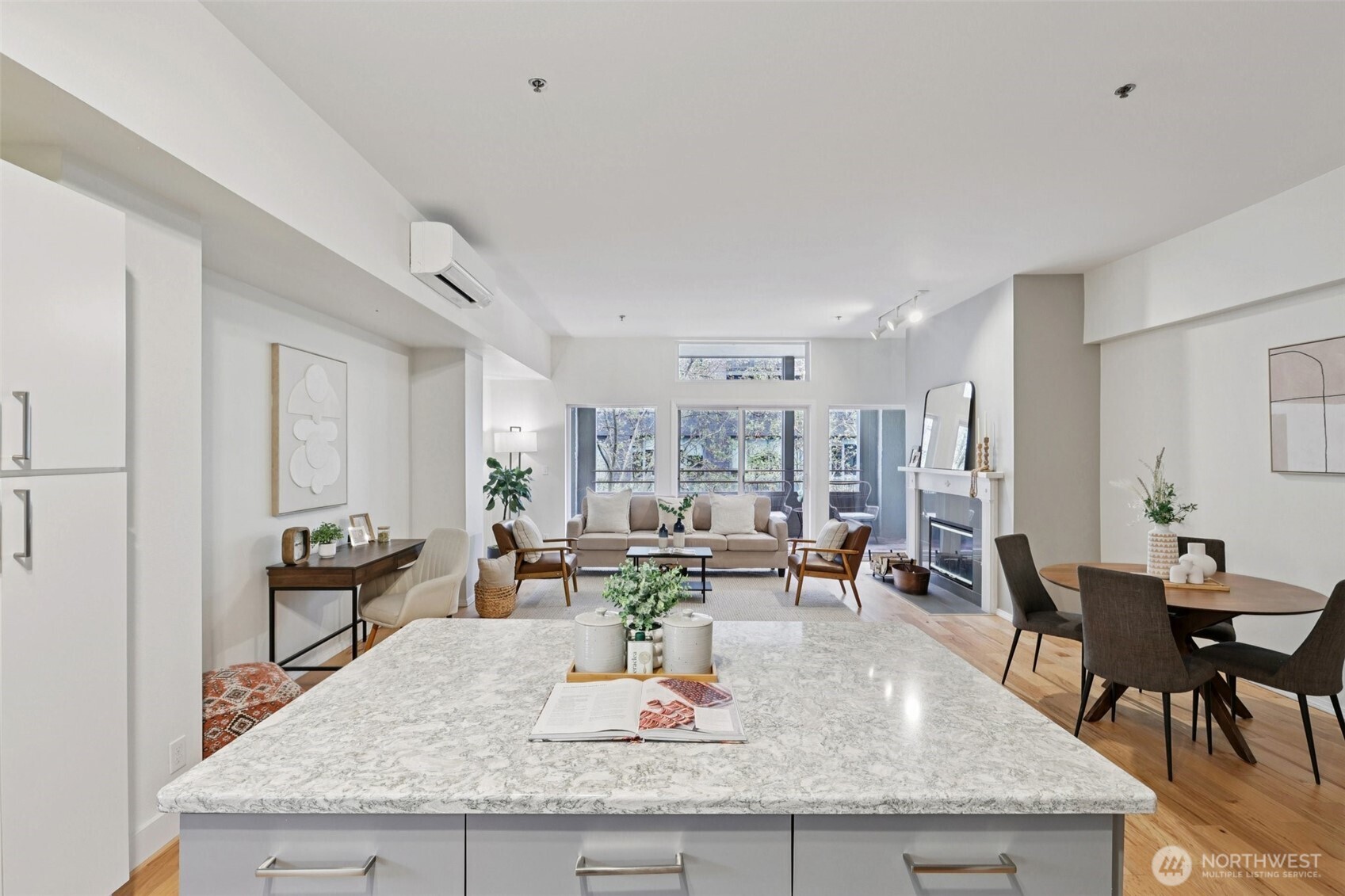 526 1st Avenue S Seattle WA 98104