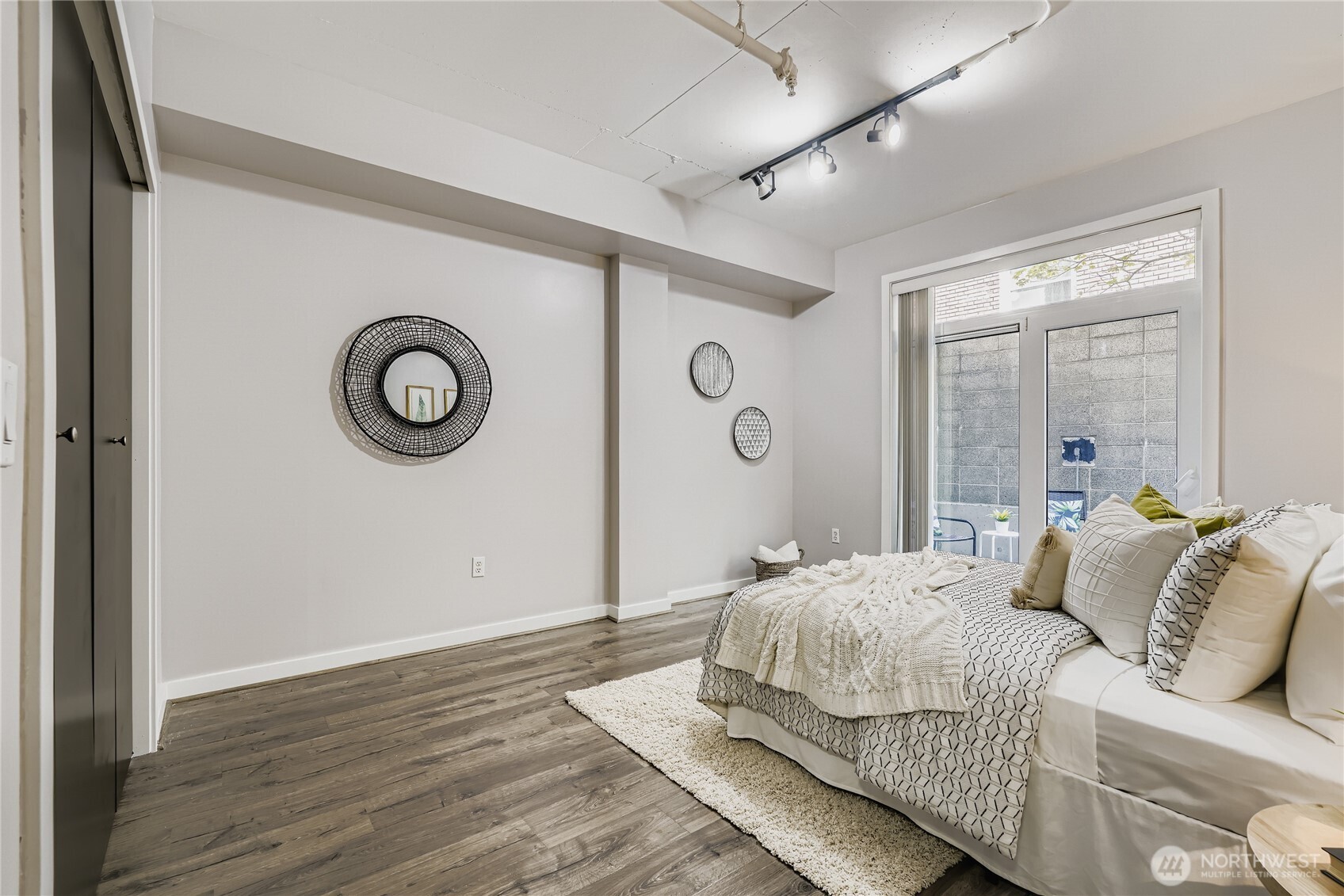 103 Bellevue Avenue E Seattle WA 98102