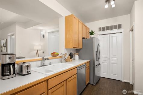 109 2nd Street S Kirkland WA 98033