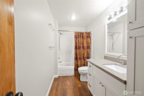 17417 Ashworth Avenue N Shoreline WA 98133