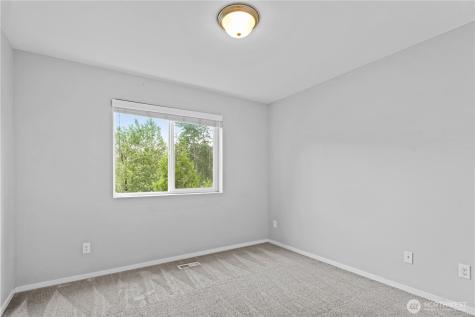 1313 52nd Street NE Auburn WA 98002