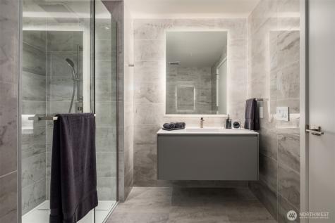 889 Avenue Square NE Bellevue WA 98004