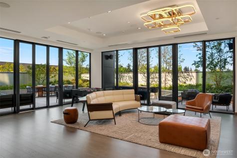 889 Avenue Square NE Bellevue WA 98004