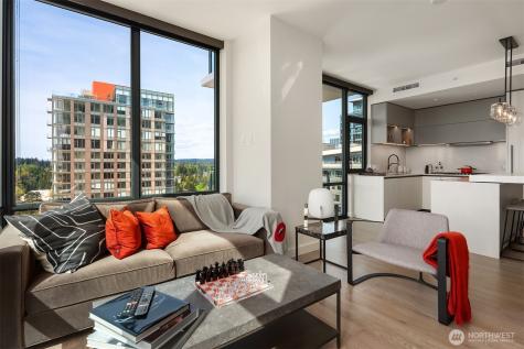 889 Avenue Square NE Bellevue WA 98004