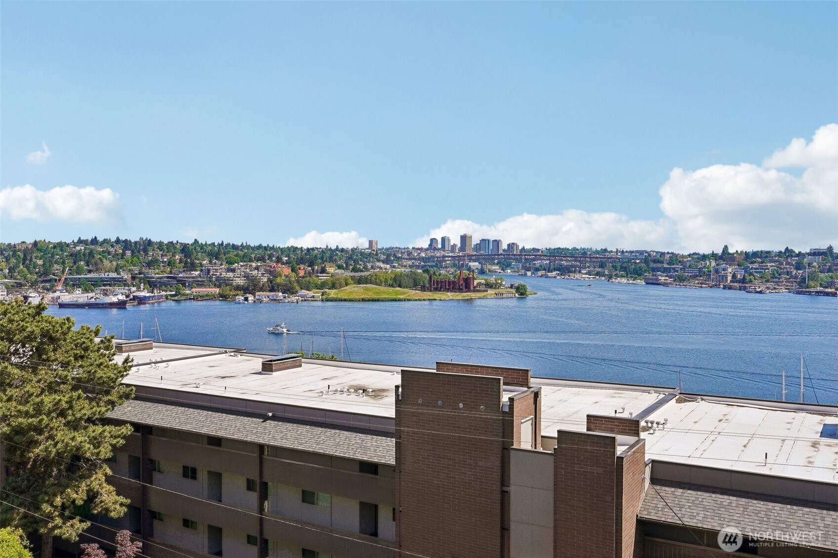 2134 Waverly Place N Seattle WA 98109