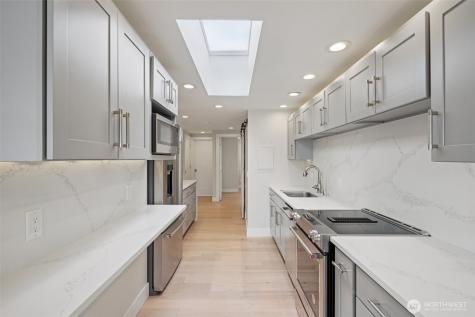 2134 Waverly Place N Seattle WA 98109