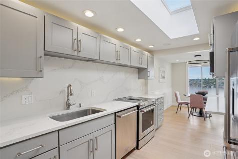 2134 Waverly Place N Seattle WA 98109