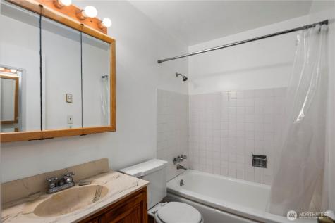 748 S Cloverdale Street Seattle WA 98108