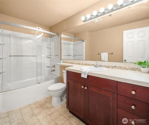 28311 S 18th Avenue S Federal Way WA 98003