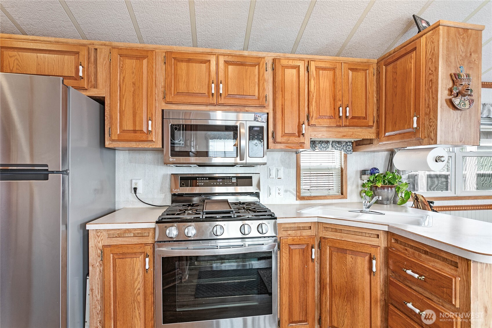 4751 Birch Bay Lynden Road Blaine WA 98233