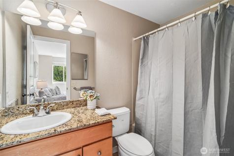 10162 NE 137th Place Kirkland WA 98034