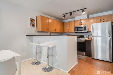 4020 Aurora Avenue N Seattle WA 98104
