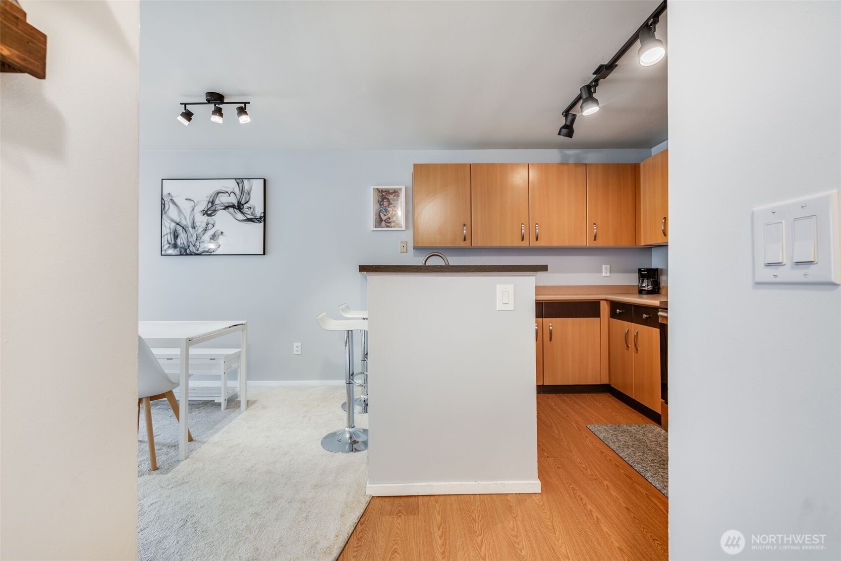 4020 Aurora Avenue N Seattle WA 98104