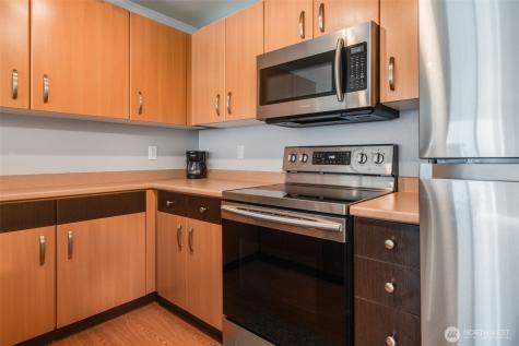 4020 Aurora Avenue N Seattle WA 98104