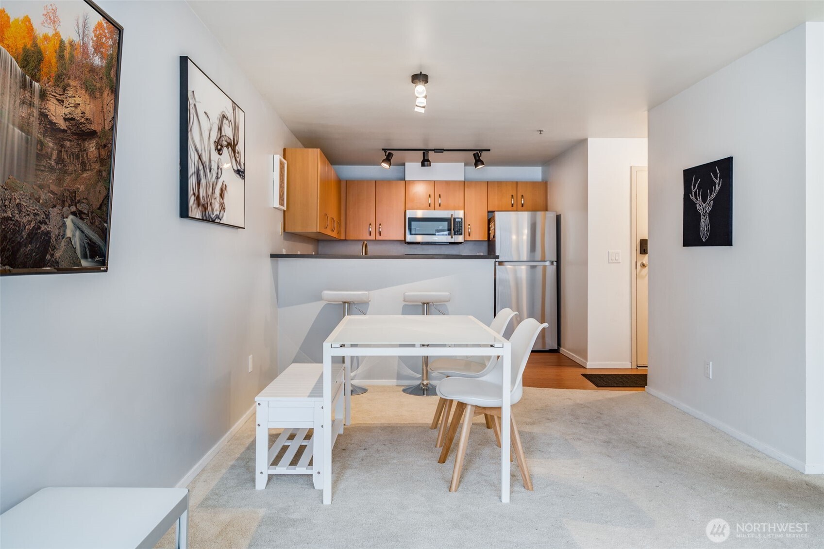 4020 Aurora Avenue N Seattle WA 98104