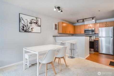4020 Aurora Avenue N Seattle WA 98104