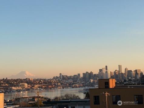 4020 Aurora Avenue N Seattle WA 98104