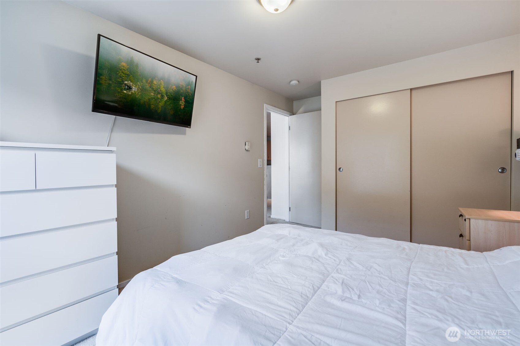 4020 Aurora Avenue N Seattle WA 98104