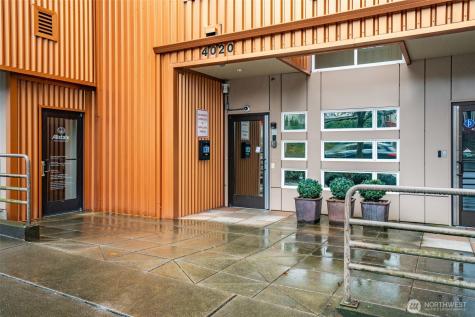 4020 Aurora Avenue N Seattle WA 98104