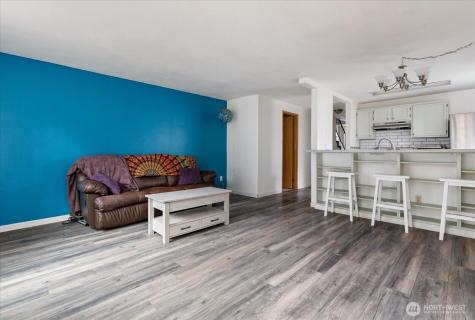 690 NW Atalanta Way Oak Harbor WA 98277